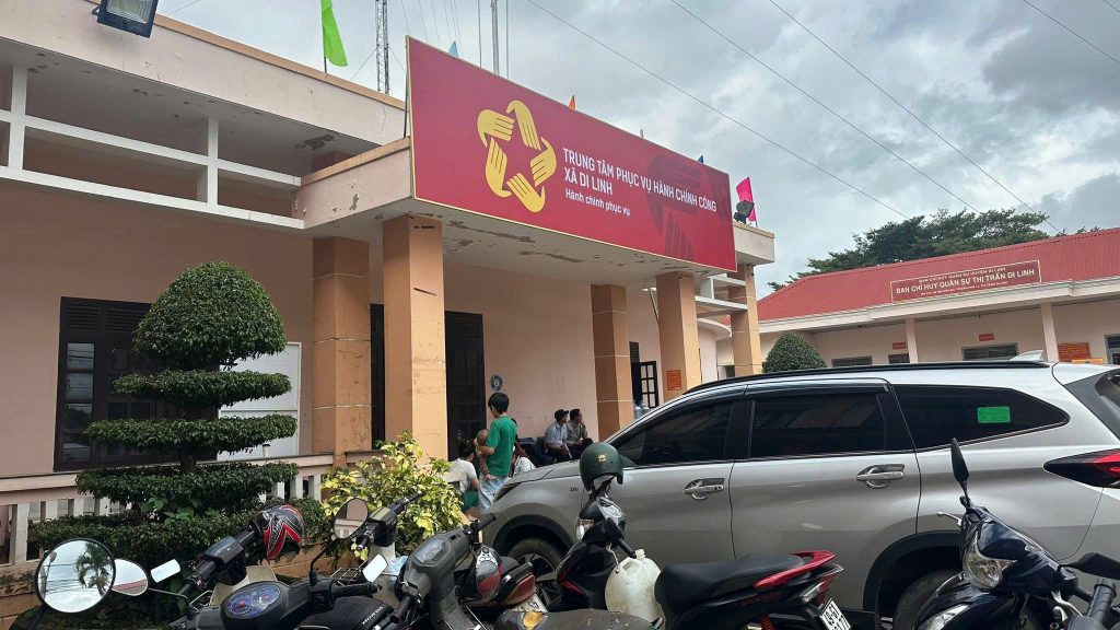 Niêm yết 17 thủ tục hành chính phát sinh thường xuyên với ngôn từ dân dụng